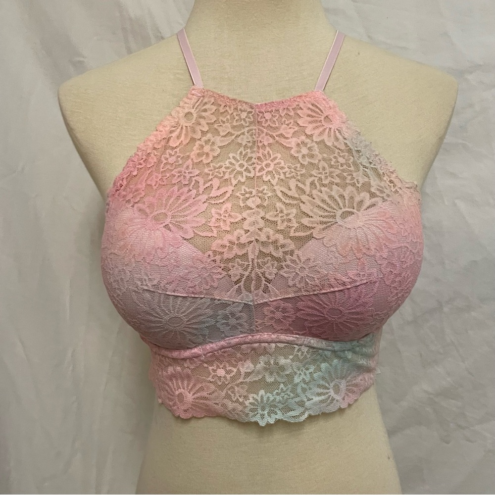 SOLD Victoria’s Secret PINK Lace Bralette (S)